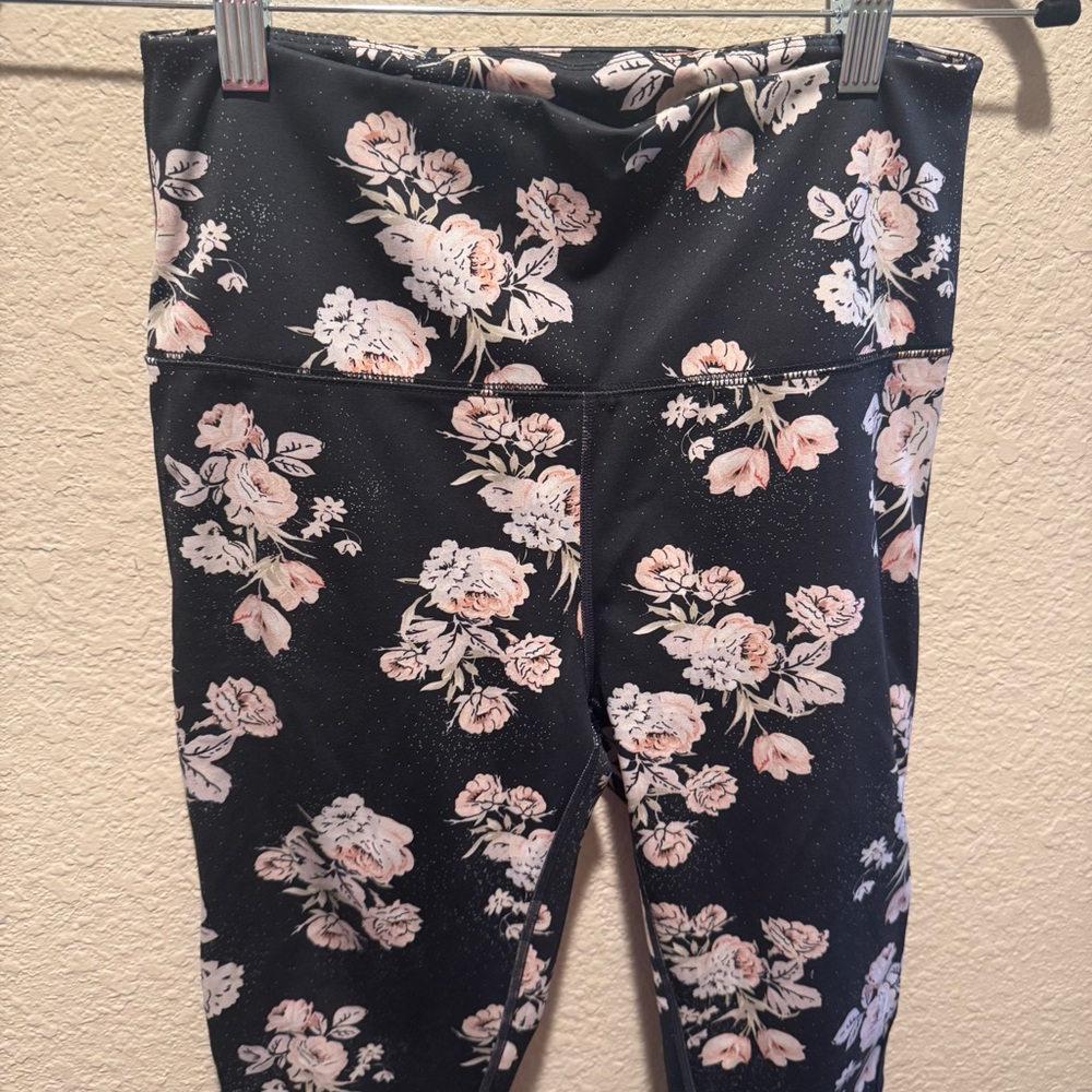 FP Movement by Free People Black and Cream Floral Leggings - Picture 3 of 9